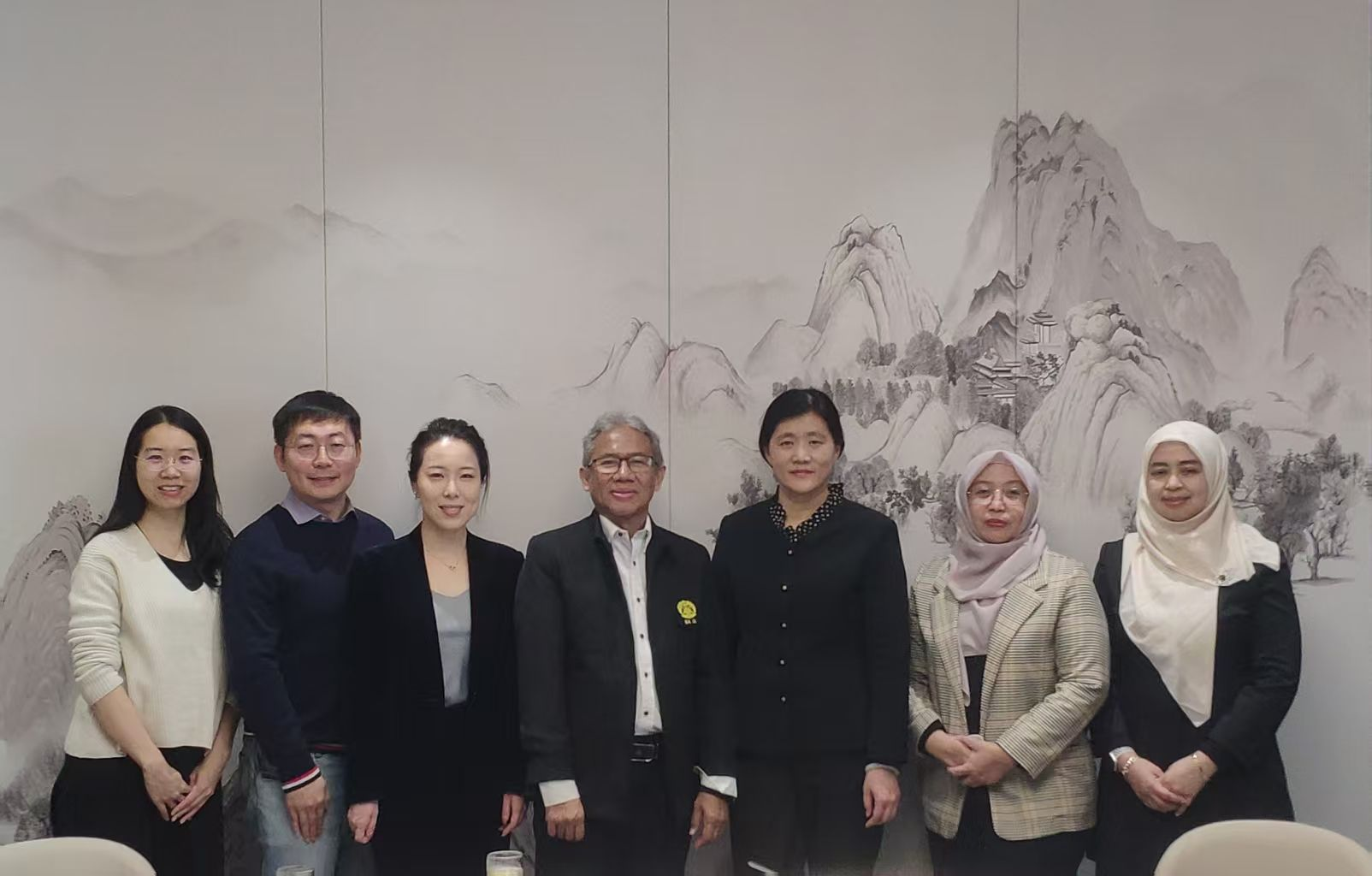 a81d696674a94cbaa5f311aa9ea377d6.png a81d696674a94cbaa5f311aa9ea377d6.png